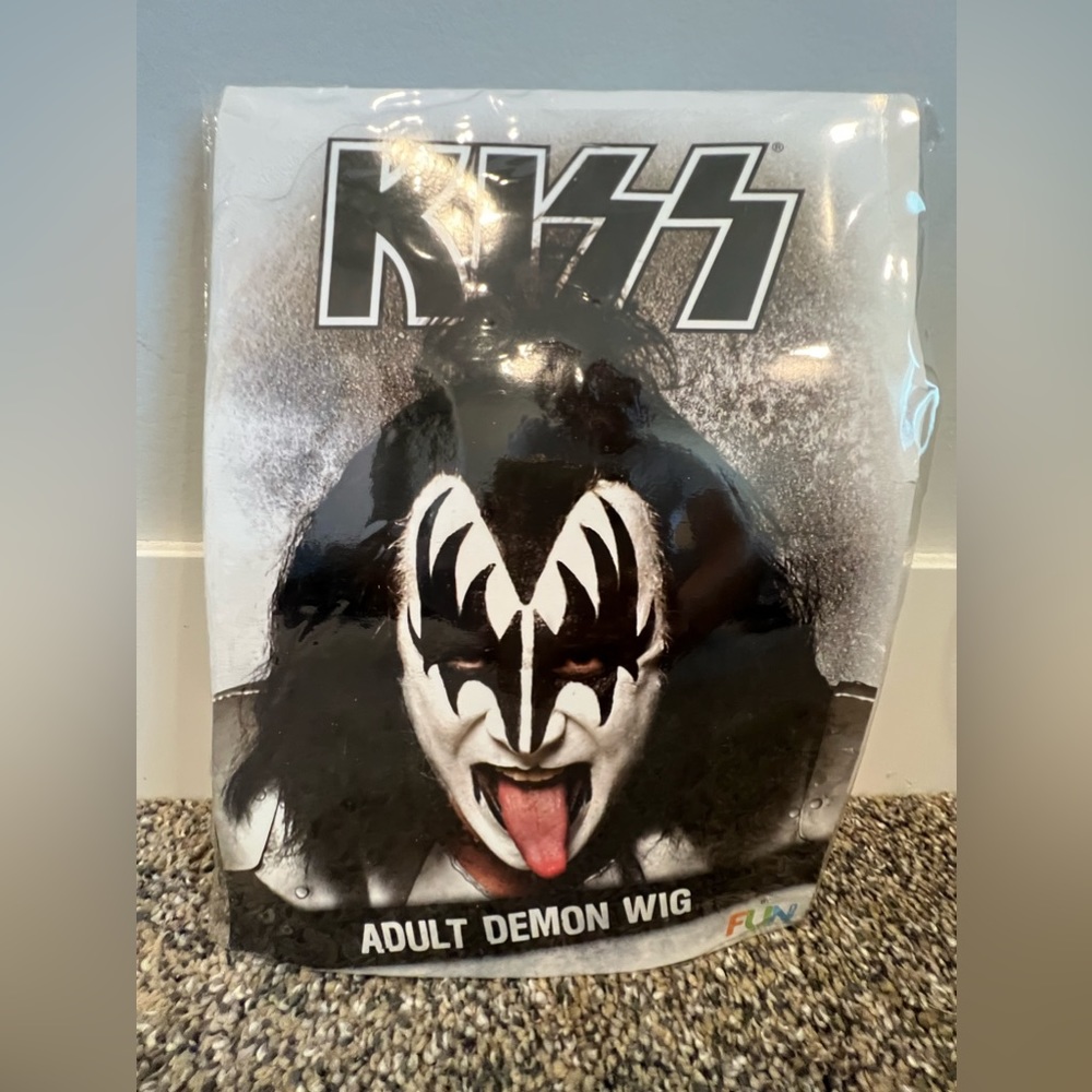 Halloween Costume - KISS Band Spaceman & Demon; Spaceman Costume XL - NEVER USED